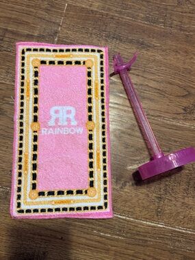 Rainbow high doll stand & beach towel